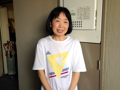 4年程前に知り合いの方が当社へ ご依頼していただき  そのとき一緒にお手伝いを されていた福岡市南区のお客様より  マンションの防水工事のため、 ベランダに置いてあるものを 片付けてほしいとのご依頼です。  作業当日、まずはお見積りを させていただきました。  「すみません、鉢植えがたくさんある ので大変な作業になると思いますが… お願いできますか？」  と、ご心配されていましたが、 お問い合わせの際にたくさん鉢植えが  あることは聞いておりましたので、 スタッフも2名でお伺いしていました ので大丈夫です！  親の家(実家) お部屋 老人ホーム入居・退去 引越し 解体前 遺品整理の際の不用な家具 不用品 不要品 粗大ごみ 粗大ゴミ家一軒丸ごと片付けを【便利屋】暮らしなんでもお助け隊 福岡茶山店が作業完了ですっきりしました  鉢植えの量がかなりあり、ベランダで 作業を行うとご近所様にご迷惑を おかけする場合もございますので、  今回は鉢植えの分別作業は 会社へ持ち帰って作業を行う  ご相談とご説明をさせていただき、 ご承諾後作業をさせて頂きました。  ※鉢植えは、植木鉢、土、植木と 分別作業を行わなければ処理を行う ことができませんので、別途費用を 頂いております。   植木鉢分別作業 	  	   土(どのう袋1袋 1000円) 分別作業費 3000円～ (1人1時間作業3,000円)  お客様の愛情いっぱいに 育てられた植木達は、窓や玄関から  運びだせないほど 大きく育っていましたので、  たいへん心を痛められると思いますが、  「枝を切り落とさせていただいても よろしいでしょうか。」  とご相談後、運び出し 作業を行いました。  運び出し作業完了後、清掃作業を行い、 スタッフ2名で半日作業となりましたが 無事に完了することができました。  作業中も、スタッフへお気遣いして いただき冷たい飲み物の差し入れに  作業後はお菓子までいただき ありがとうございました。  「ほんとに、すみません。 大変な作業をこんなに丁寧にして いただいてありがとうございました。 また、何か片付けで困ったときは お願いしますね。」  と嬉しいお言葉をいただき、 作業完了後の写真撮影にも  にっこり笑顔で ご協力いただきありがとうございました。  親の家(実家) お部屋 老人ホーム入居・退去 引越し 解体前 遺品整理の際の不用な家具 不用品 不要品 粗大ごみ 粗大ゴミ家一軒丸ごと片付けを【便利屋】暮らしなんでもお助け隊 福岡茶山店が作業完了ですっきりしました  片付けに関することはいろいろ 何でもお手伝いしておりますので  「おたくでは、こんな片付けも できる？」というようにお気軽に お問い合せ下さい。  お電話お待ちしております。   老人ホームへの入居・退去　お家の解体前　引越しの際にでた不用品、ご入院・ご退院の際のお部屋片付け　遺品整理は歯ブラシから大型家具(不用品・不用品・粗大ごみ・粗大ゴミ)まで、家の中ぜんぶ(親の家・実家片付け)【便利屋】暮らしなんでもお助け隊 福岡茶山店が全て片づけます。0120-263-101老人ホームへの入居・退去　お家の解体前　引越しの際にでた不用品、ご入院・ご退院の際のお部屋片付け　遺品整理で困ったら歯ブラシから大型家具(不用品・不用品・粗大ごみ・粗大ゴミ)まで、家の中ぜんぶ(親の家・実家片付け)【便利屋】暮らしなんでもお助け隊 福岡茶山店へのお問い合わせは、スマートフォン・iPhoneからはココをクリックすると電話がかけられます